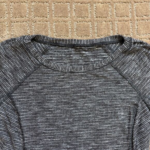 Lululemon Race Your Pace Long Sleeve Running Shirt Women's 6 Gray/Black Gym Run - Picture 2 of 8